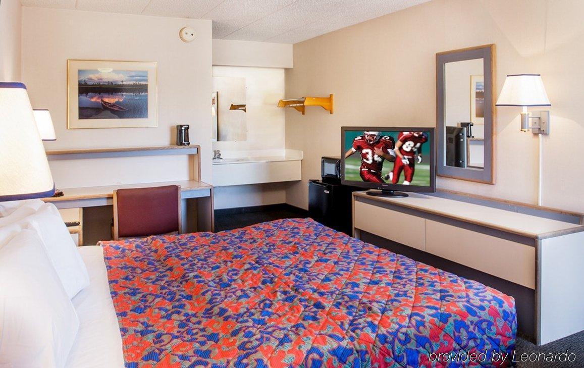 Red Roof Inn Michigan City Exterior foto